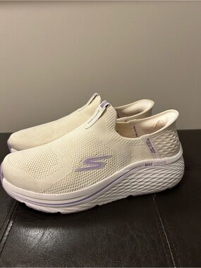 Skechers Slip-On Sneakers in Cream with Lavender Accents